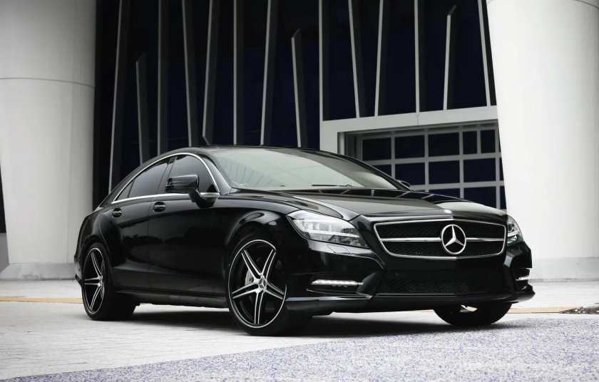 Mercedes Benz CLS 550