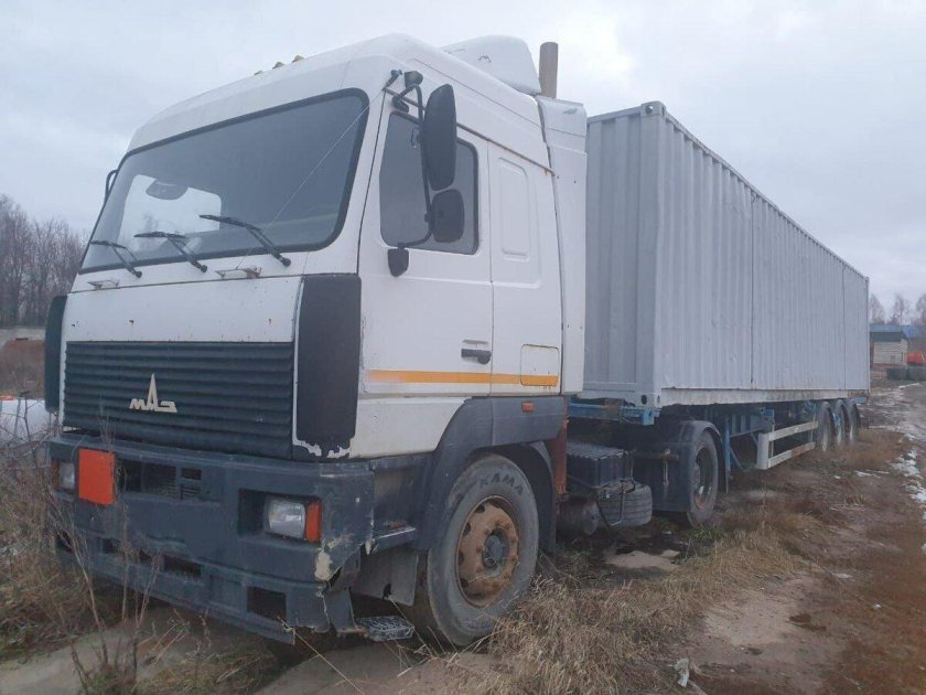 Тягач маз 5440