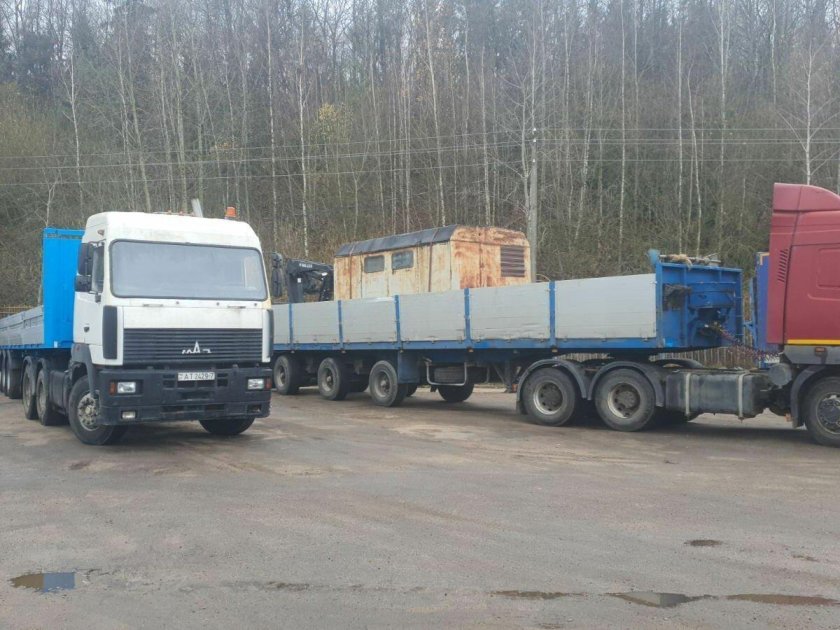 Маз с полуприцепом