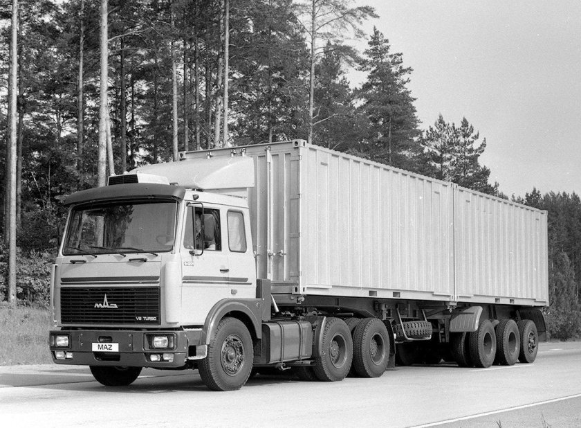 Грузовик МАЗ 6422