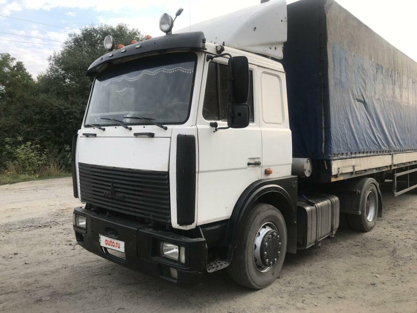 МАЗ 64229 седельный тягач