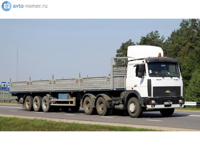 МАЗ 6422 С бортовым полуприцепом