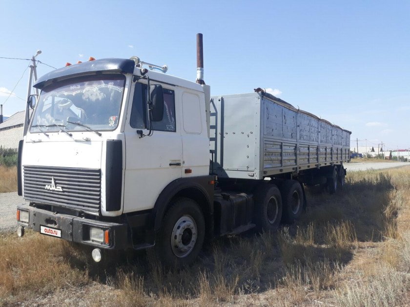 МАЗ зерновоз