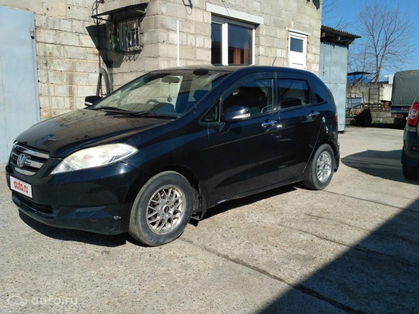 Хонда Эдикс черная