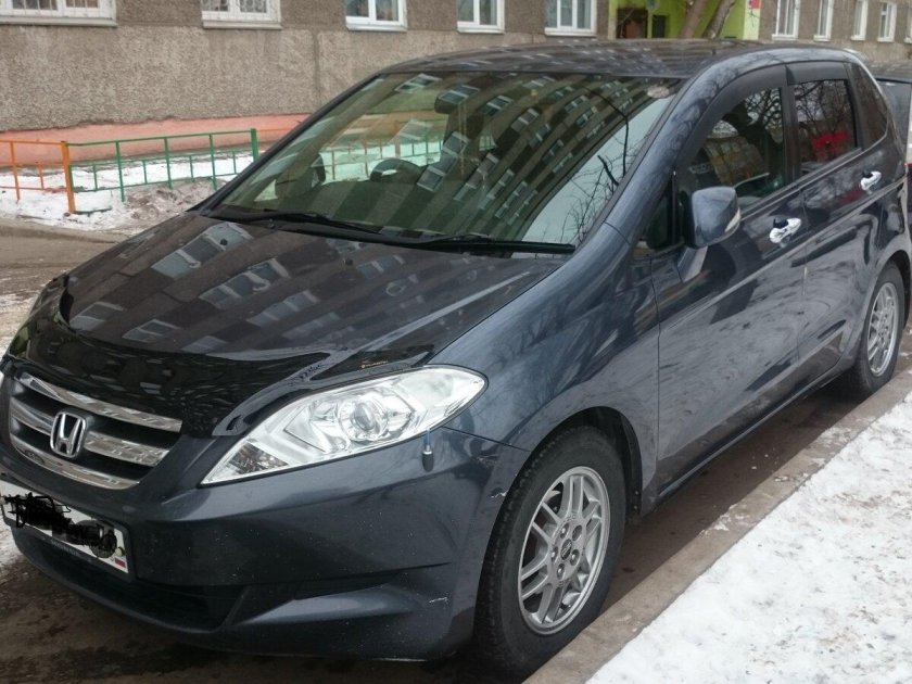 Хонда Эдикс 2004