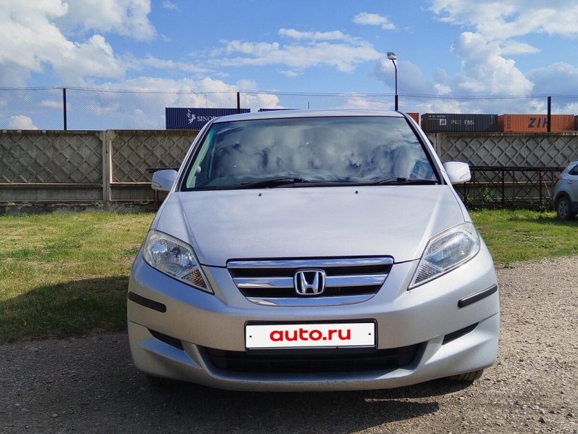 Хонда эдикс 2005