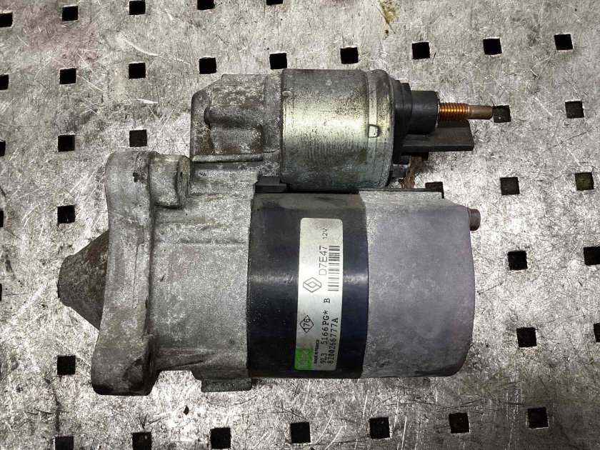 8200266777 Стартер