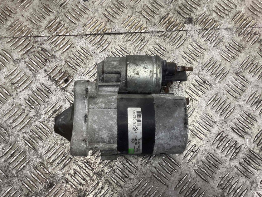 Стартер Renault 8200266777