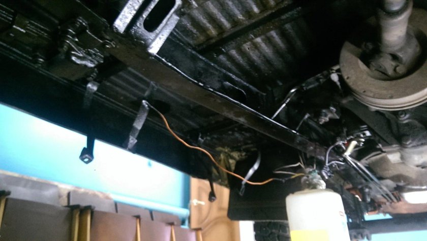 Днище УАЗ 452