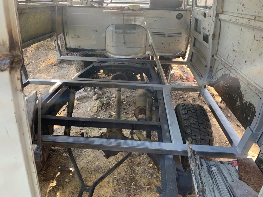 УАЗ 3909 днище