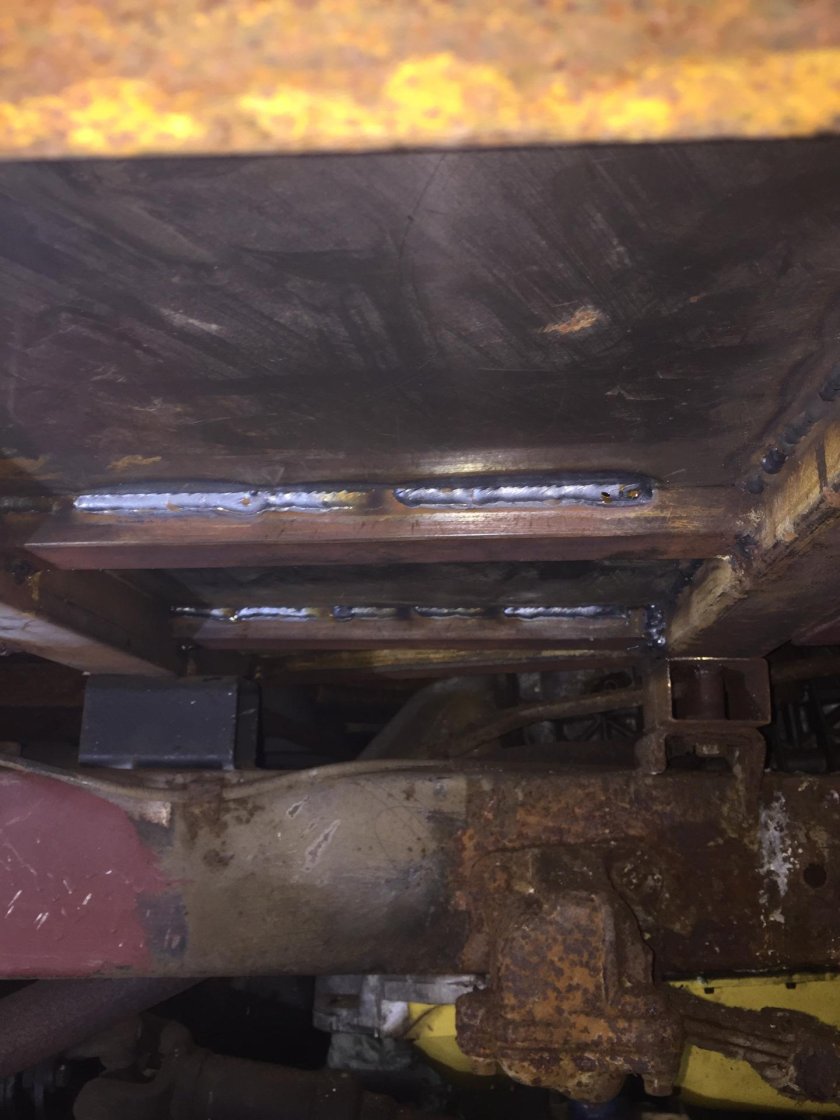 УАЗ 3909 днище