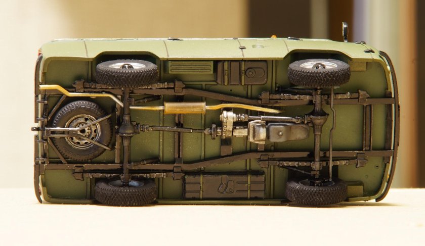 УАЗ 3909 днище