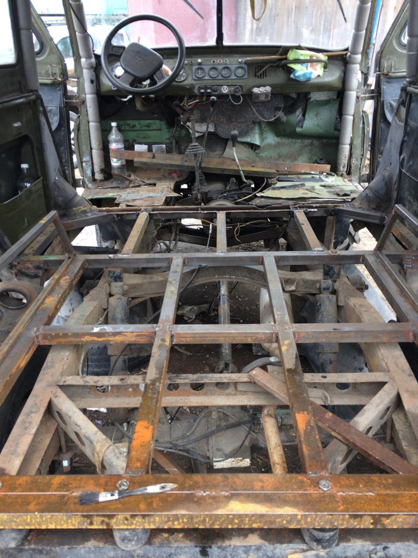 Пол кузова УАЗ 469