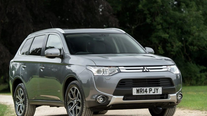 Мицубиси Аутлендер 3