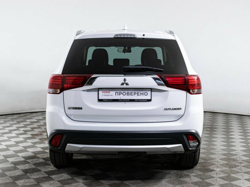 Mitsubishi outlander 2017