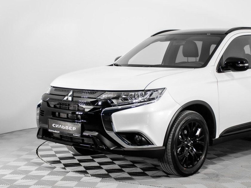 Аутлендер 2022