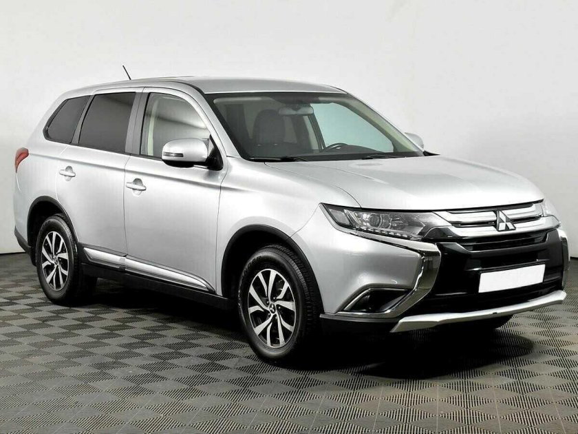 Mitsubishi Outlander 2015