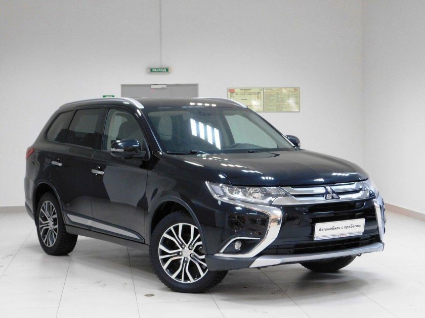 Митсубиси Аутлендер 3 Рестайлинг 2