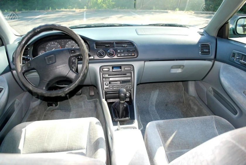 Honda accord 1997 салон