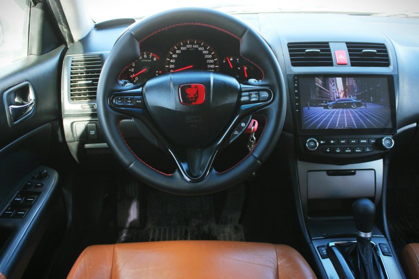 Honda acord 2008 Salon