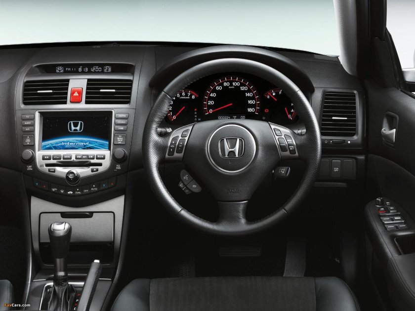 Honda Accord 7 салон