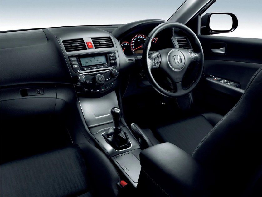 Honda Accord 7 салон
