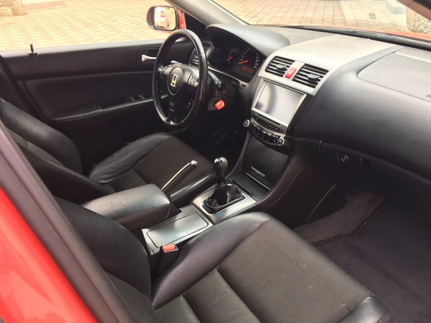 Хонда Аккорд 7 Executive 2.4