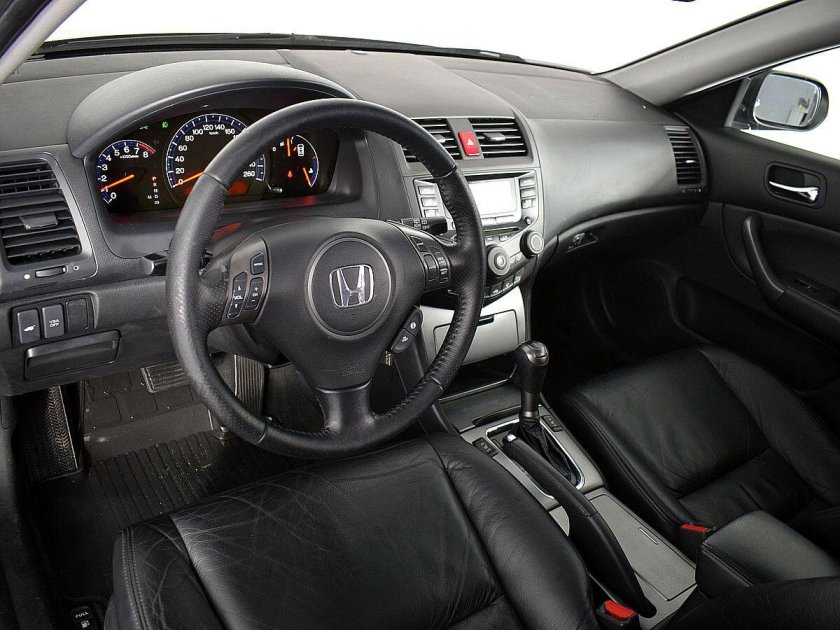 Honda Accord 2006 2.4