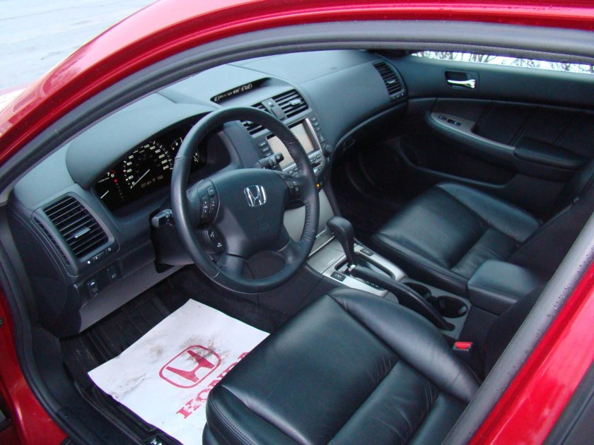 Honda accord 2007 салон
