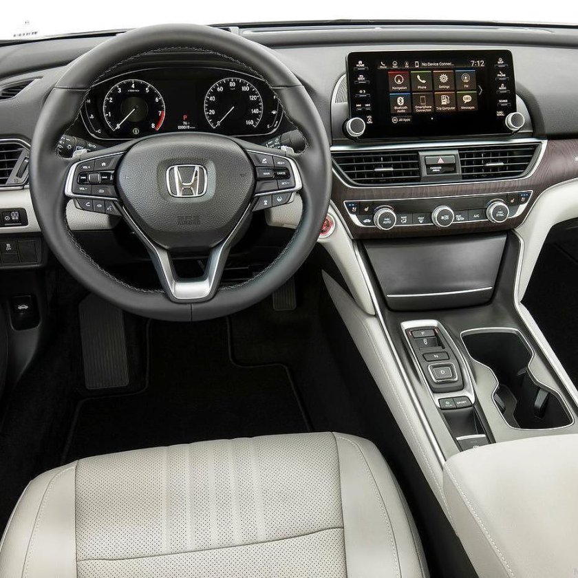Honda Accord 2022 салон