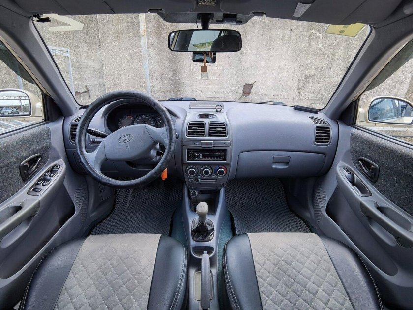 Гольф 4 салон