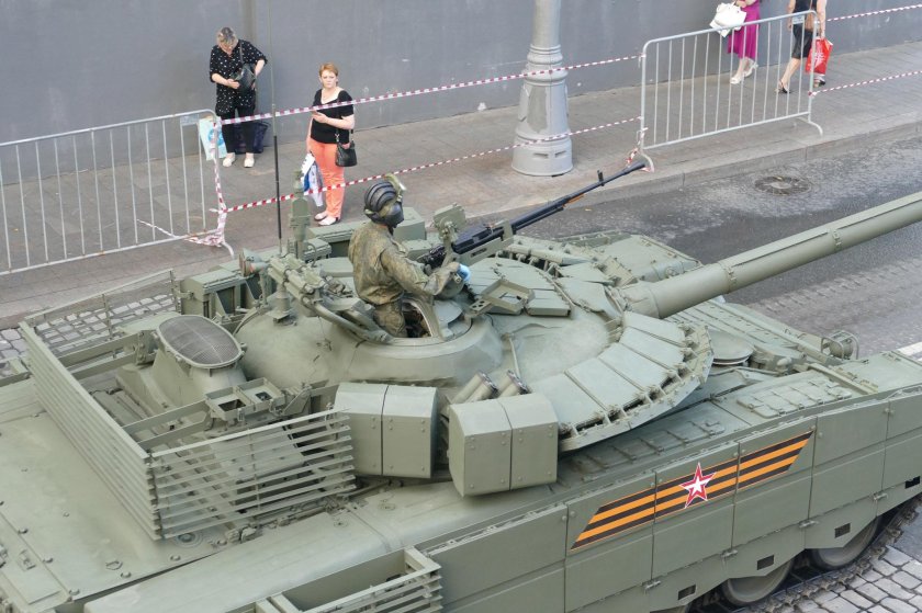 Танк т-80бвм