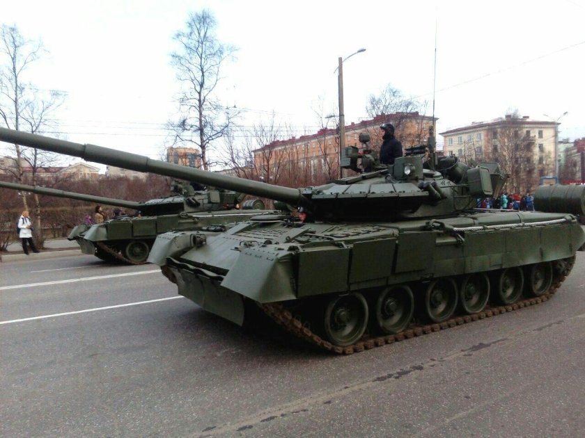 Танк т-80бвм