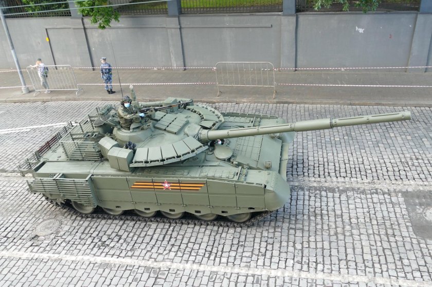 Танк т-80бвм