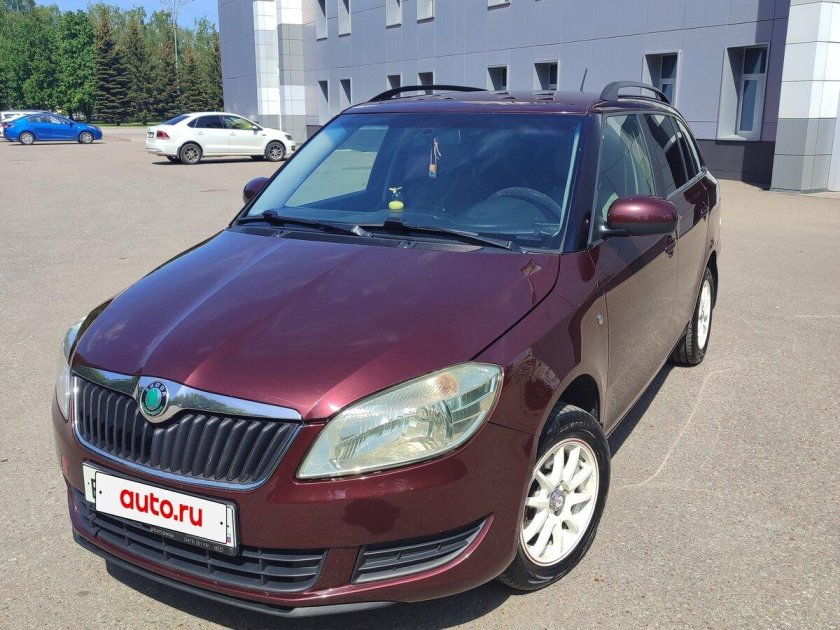 Шкода фабия 2012