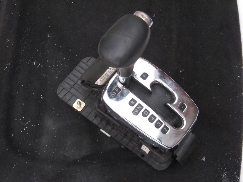 Селектор Golf 4