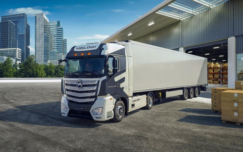 Валдай 45 тягач