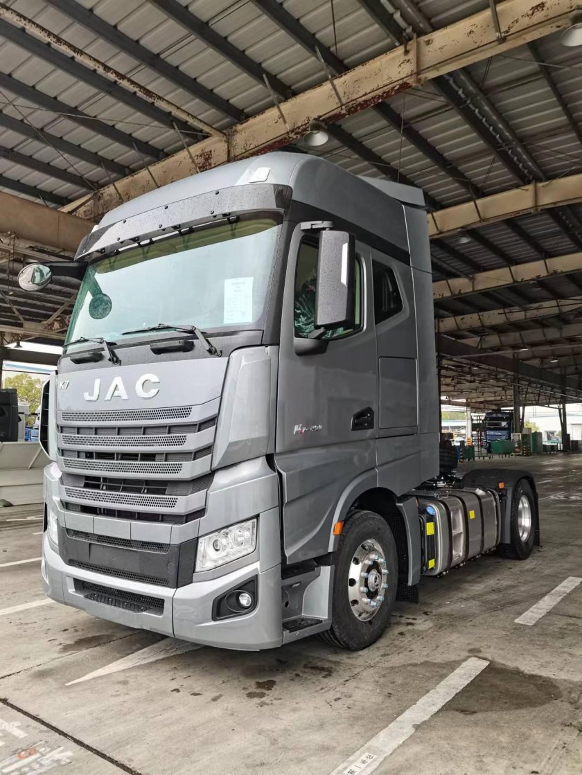 Джак тягач седельный