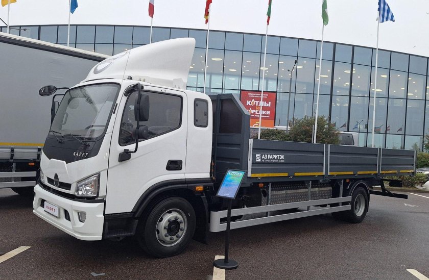 Грузовик dongfeng