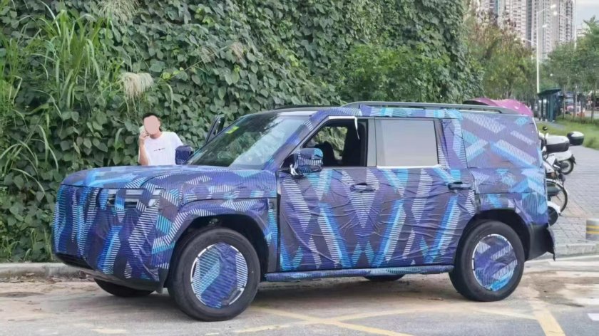 Внедорожник byd yangwang u 8