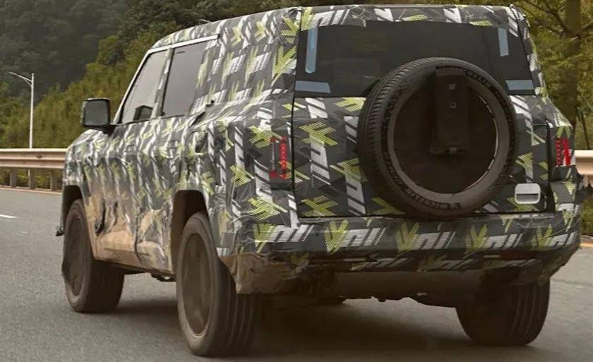 Китайский внедорожник леопард