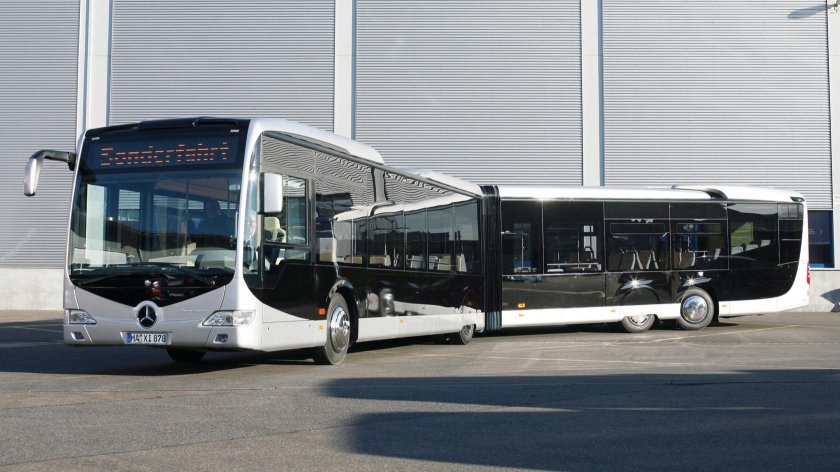 Автобус Мерседес 5225