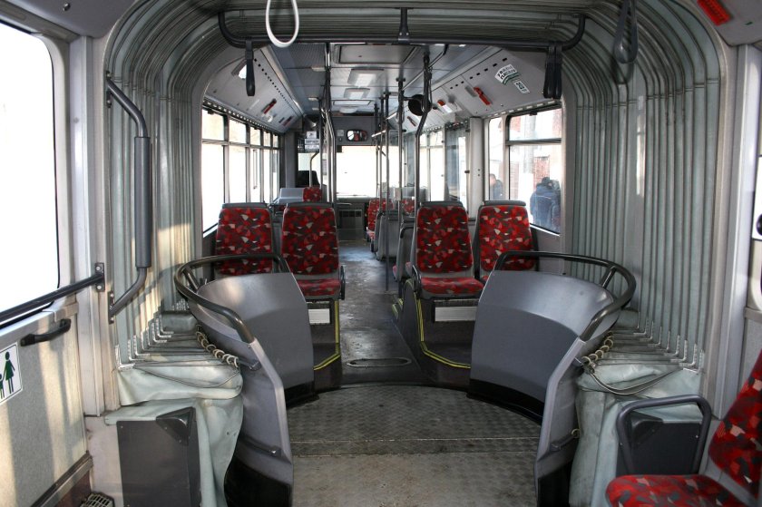 Икарус гармошка салон