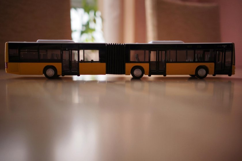 Siku 3736 автобус man