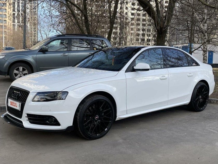 Белая ауди а 4
