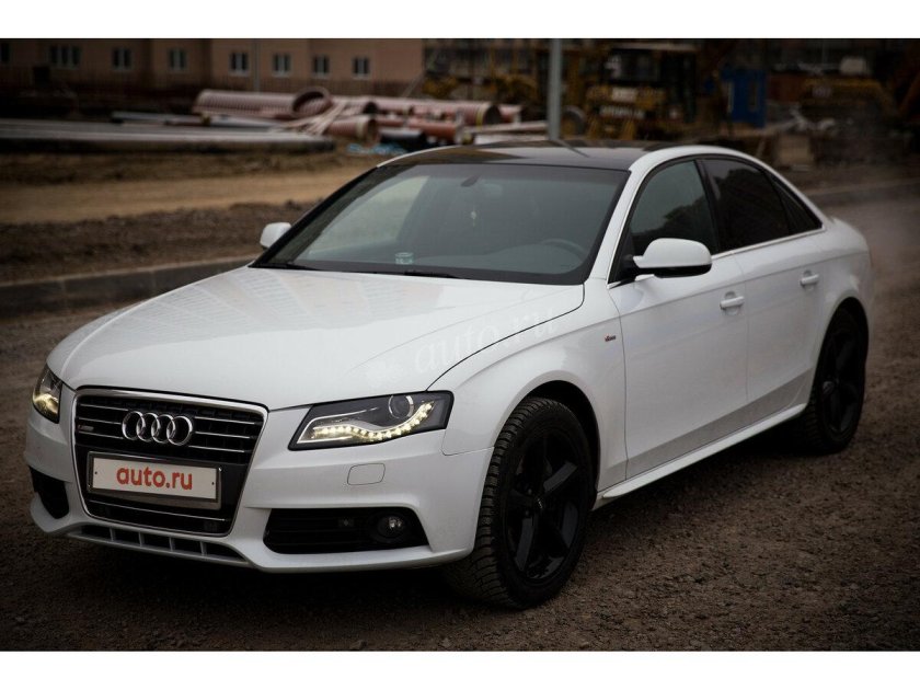 Ауди а4 седан белая