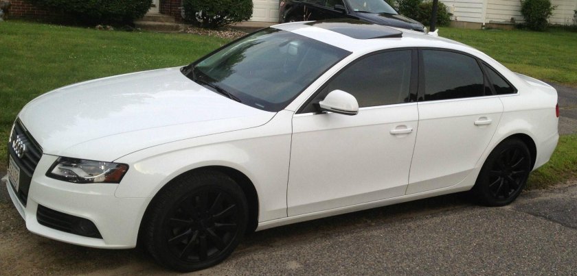 Audi a4 b8 белая