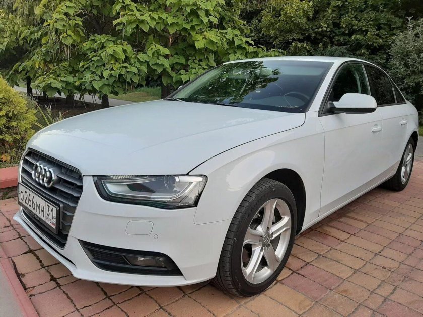 Ауди а4 седан белая