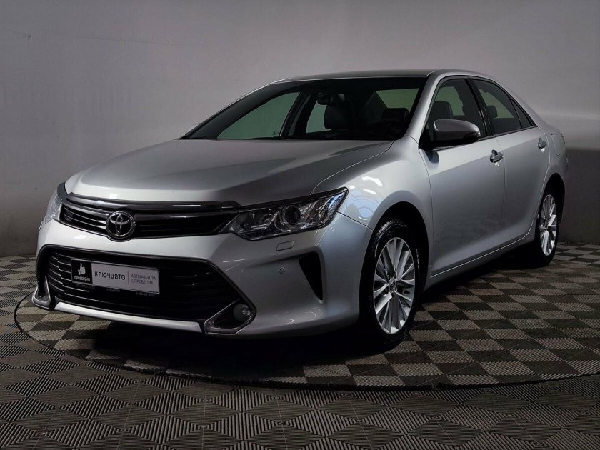 Toyota Camry 2016