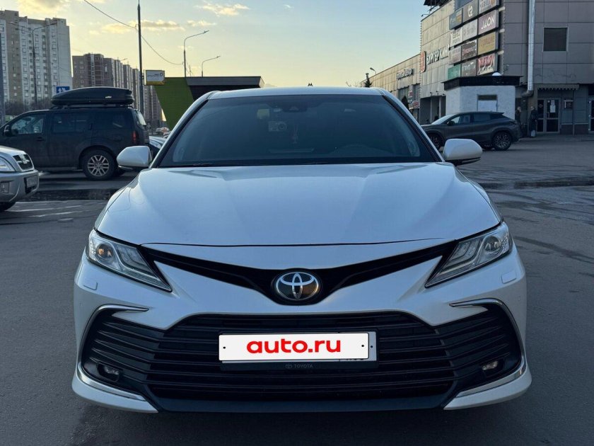 Toyota camry 2021